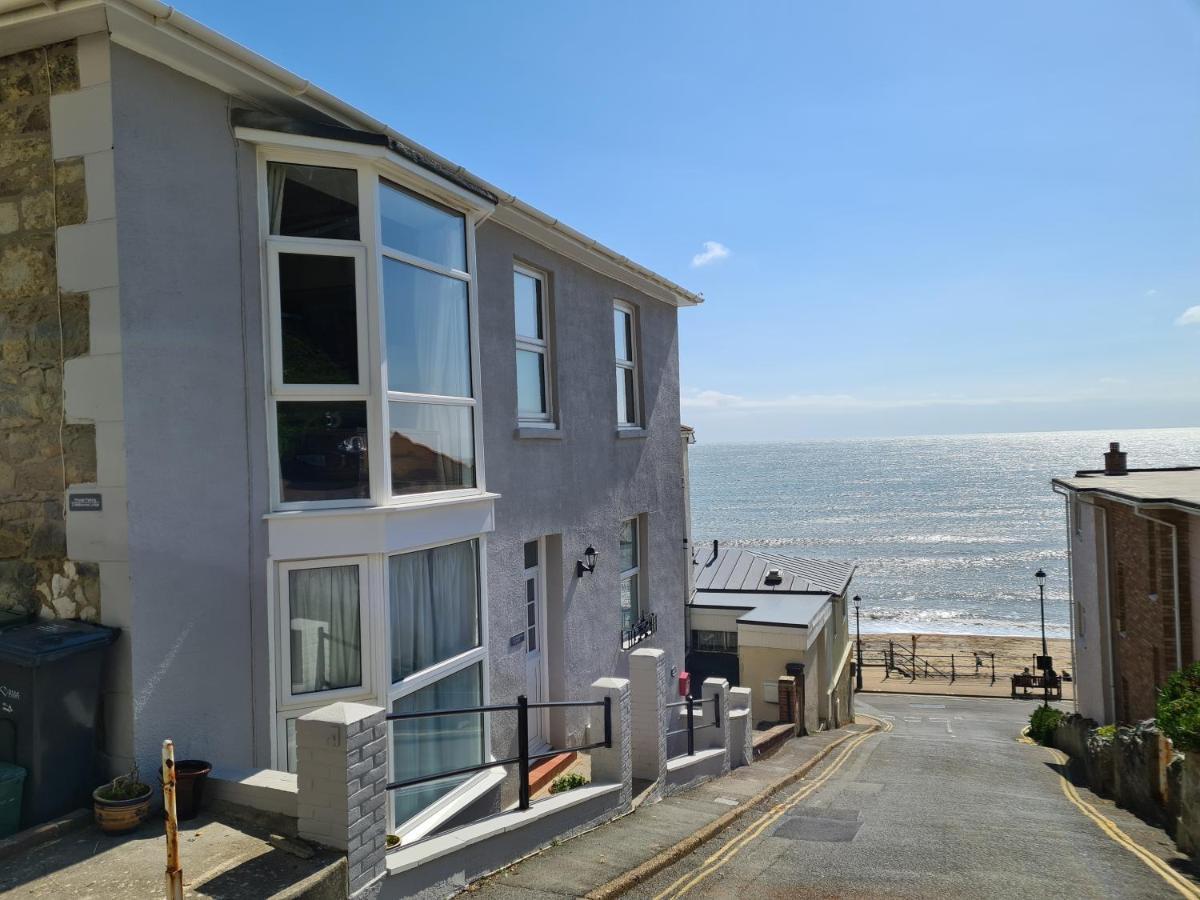 Beautiful Seaside Apartment With Parking Ventnor Buitenkant foto